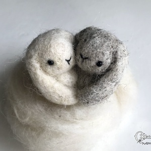 Tűnemezelt aranyos nyuszipár - játék & sport - plüssállat & játékfigura - nyuszi - Meska.hu