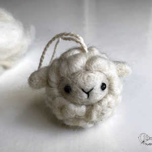 Tűnemezelt aranyos bárány - Meska.hu