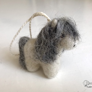 Tűnemezelt aranyos póni/lovacska, Játék & Sport, Plüssállat & Játékfigura, Ló, Nemezelés, MESKA