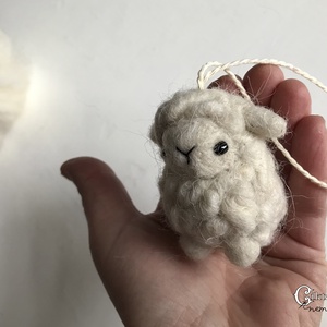 Tűnemezelt bárány cikta gyapjúból, aranyos húsvéti dekoráció - játék & sport - plüssállat & játékfigura - plüss bárány - Meska.hu