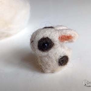 Tűnemezelt foltos nyuszi - aranyos húsvéti dísz - játék & sport - plüssállat & játékfigura - nyuszi - Meska.hu