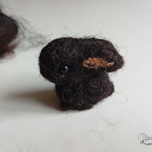 Tűnemezelt fekete nyuszi - aranyos húsvéti dísz - játék & sport - plüssállat & játékfigura - nyuszi - Meska.hu