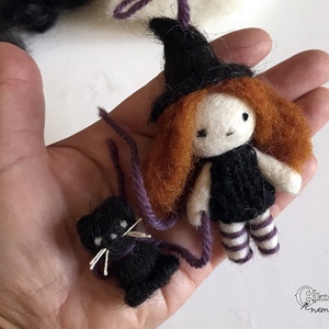 Nemezelt mini boszorkány baba fekete macskával - otthon & életmód - dekoráció - halloween - halloweeni figurák - Meska.hu