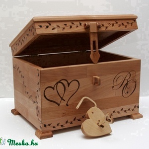 Ftrix részére lefoglalva!!!! - Esküvői láda fából szív lakattal -  - Meska.hu
