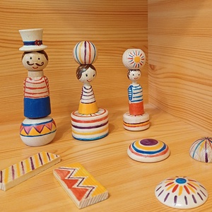 Egyensúlyozó építőjáték - Artisták - játék & sport - készségfejlesztő és logikai játék - toronyépítő- és egyensúlyozó játékok - Meska.hu