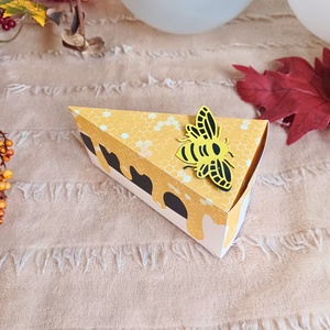 Mézédes papírtorta szelet, Ovistorta, Otthon & Életmód, Papír, írószer, Ajándékozás kellékei, Papírtorta, Papírművészet, MESKA