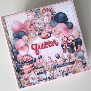 'Happy Birthday Queen' Emlékalbum / Fotóalbum / Scrapbook, Otthon & Életmód, Papír, írószer, Album & Fotóalbum, Papírművészet, Fotó, grafika, rajz, illusztráció, MESKA