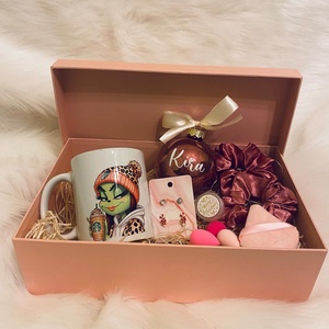 GRINCSELINA BOX - karácsony - karácsonyi ajándékozás - karácsonyi ajándékcsomagolás - Meska.hu