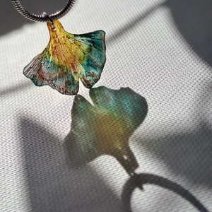 Ginkgo karkötő - fenntartható ékszer, Ékszer, Karkötő, Charm karkötő, Újrahasznosított alapanyagból készült termékek, Ékszerkészítés, MESKA