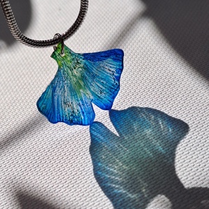 Ginkgo karkötő - fenntartható ékszer, Ékszer, Karkötő, Charm karkötő, Újrahasznosított alapanyagból készült termékek, Ékszerkészítés, MESKA