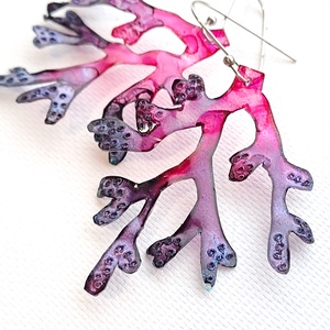 Korallág fülbevaló - fenntartható ékszer - ékszer - fülbevaló - lógó fülbevaló - Meska.hu