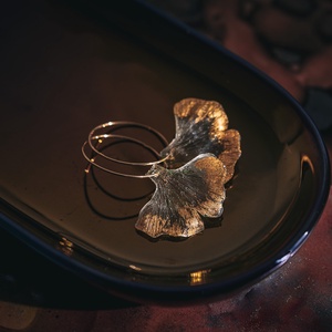 Ginkgo fülbevaló - fenntartható ékszer, Ékszer, Fülbevaló, Lógó fülbevaló, Újrahasznosított alapanyagból készült termékek, Ékszerkészítés, MESKA