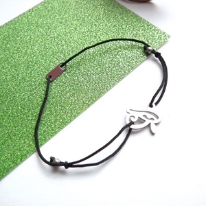 Hórusz szeme... nemesacél zsinór karkötő - ékszer - karkötő - charm karkötő - Meska.hu