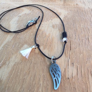 Minimál acél medálos zsinór nyaklánc angyalszárny  - ékszer - nyaklánc - medálos nyaklánc - Meska.hu