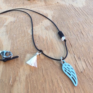 Minimál acél medálos zsinór nyaklánc angyalszárny  - ékszer - nyaklánc - medálos nyaklánc - Meska.hu