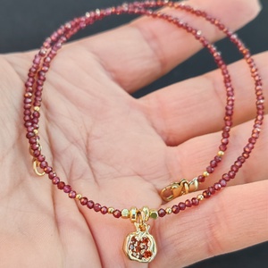 Minidesign... gránátalma - nemesacél nyaklánc   - ékszer - nyaklánc - gyöngyös nyaklánc - Meska.hu