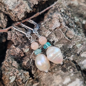 Tenyésztett gyöngy - apatit - napkő fülbevaló  - Meska.hu