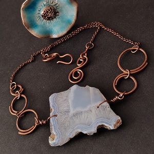 Kalcedon vörösréz nyaklánc  - ékszer - nyaklánc - gyöngyös nyaklánc - Meska.hu