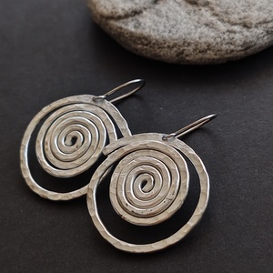 Csiga... alumínium fülbevaló  - ékszer - fülbevaló - lógó fülbevaló - Meska.hu