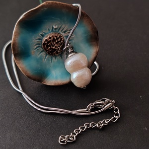 Barokk gyöngy medálos acél nyaklánc - Meska.hu