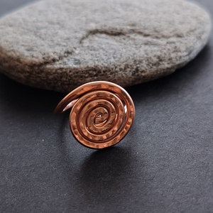 Kakaós tekercs...  rosegold alumínium gyűrű  - ékszer - gyűrű - fonódó gyűrű - Meska.hu