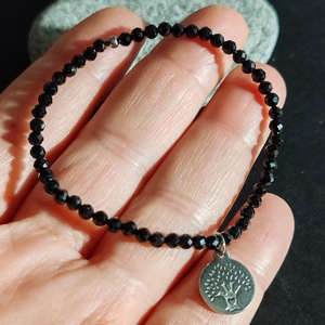 Spinel karkötő - ékszer - karkötő - gyöngyös karkötő - Meska.hu