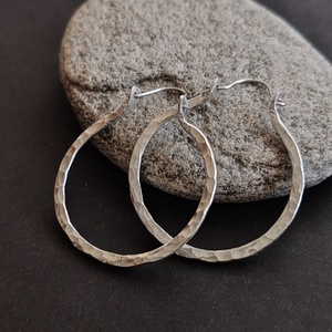 Karika fülbevaló  - ékszer - fülbevaló - lógó fülbevaló - Meska.hu