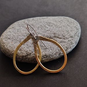 Arany csepp fülbevaló  - ékszer - fülbevaló - lógó fülbevaló - Meska.hu