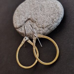 Arany csepp fülbevaló  - ékszer - fülbevaló - lógó fülbevaló - Meska.hu