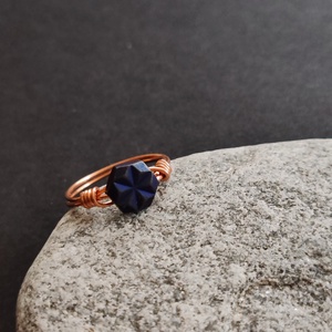 Hematit virág vörösréz gyűrű  - Meska.hu