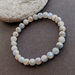 Kianit gumis karkötő, Ékszer, Karkötő, Gyöngyös karkötő, Ékszerkészítés, MESKA