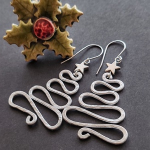 Fenyőfa... Nagykarácsony alumínium fülbevaló , Ékszer, Fülbevaló, Lógó fülbevaló, Ékszerkészítés, Fémmegmunkálás, MESKA