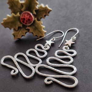 Fenyőfa... Nagykarácsony alumínium fülbevaló  - ékszer - fülbevaló - lógó fülbevaló - Meska.hu