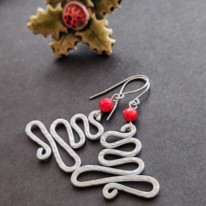 Fenyőfa... Kiskarácsony alumínium fülbevaló  - ékszer - fülbevaló - lógó fülbevaló - Meska.hu