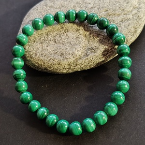 Malachit karkötő - ékszer - karkötő - gyöngyös karkötő - Meska.hu