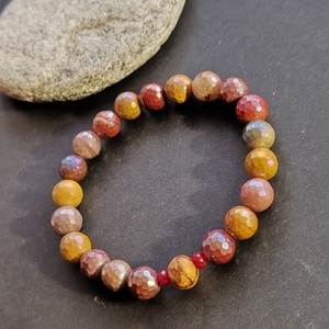 Illatos karkötő... mokait jáspis - palo santo - ékszer - karkötő - gyöngyös karkötő - Meska.hu