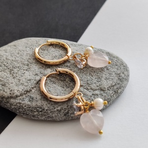 Szívem... rózsakvarc - tenyésztett gyöngy fülbevaló - ékszer - fülbevaló - lógós kerek fülbevaló - Meska.hu