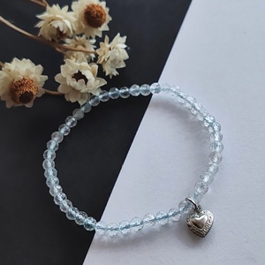 Kék topáz karkötő - ékszer - karkötő - gyöngyös karkötő - Meska.hu