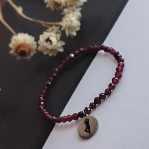 Gránát karkötő - ékszer - karkötő - gyöngyös karkötő - Meska.hu