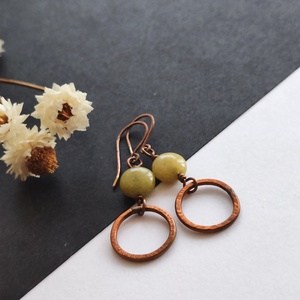 Jáde - vörösréz fülbevaló  - ékszer - fülbevaló - lógó fülbevaló - Meska.hu