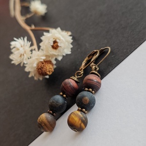 Matt tigrisszem fülbevaló - ékszer - fülbevaló - lógó fülbevaló - Meska.hu