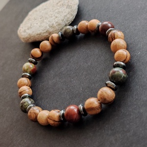 Bambusz - sárkányvér jáspis - hematit férfi gumis karkötő - ékszer - karkötő - gyöngyös karkötő - Meska.hu