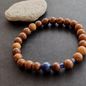 Venge fa - lápisz lazuli férfi gumis karkötő - ékszer - karkötő - gyöngyös karkötő - Meska.hu