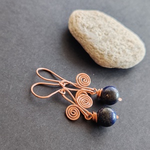 Csigás lápisz réz fülbevaló  - ékszer - fülbevaló - lógó fülbevaló - Meska.hu