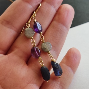 Ametiszt - iolit - labradorit fülbevaló - ékszer - fülbevaló - lógó fülbevaló - Meska.hu