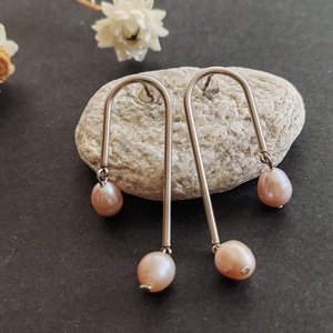 Tenyésztett gyöngy nemesacél fülbevaló  - ékszer - fülbevaló - csillár fülbevaló - Meska.hu