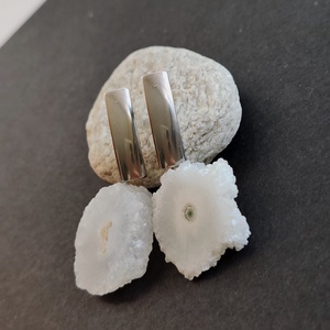 Drúzy achát nemesacél fülbevaló , Ékszer, Fülbevaló, Lógó fülbevaló, Ékszerkészítés, Drúzy achát szeletekből és allergén mentes nemesacél bedugós alappal készült fülbevaló.

Egyedi dar..., MESKA