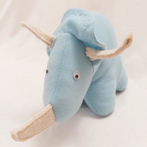 Topsz, a Triceratops - neKedD dinókollekció - játék & sport - plüssállat & játékfigura - más figura - Meska.hu