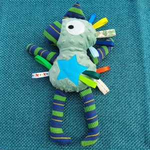 Játszó pajti, halvány zöld, csíkos, Baba - mama, Baba játékok, Szundikendő, alvóka, Varrás, MESKA