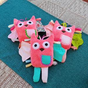 Játszó pajti, bagoly, rózsaszín-virágos - baba - mama - baba játékok - szundikendő, alvóka - Meska.hu